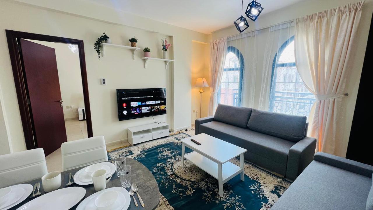 Newly Furnished Cozy One Bed Room Apartment 2 Bathroom City View Дубай Экстерьер фото