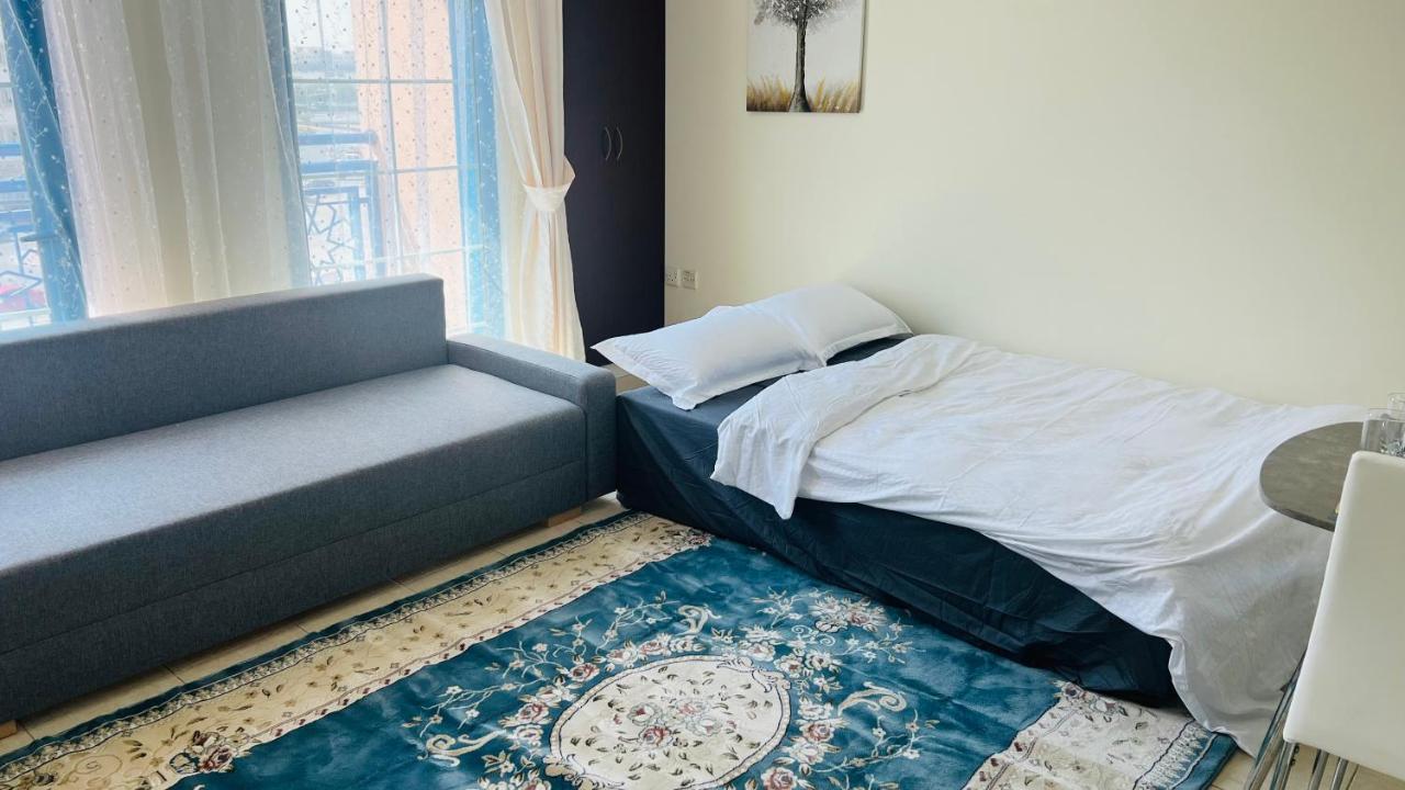 Newly Furnished Cozy One Bed Room Apartment 2 Bathroom City View Дубай Экстерьер фото