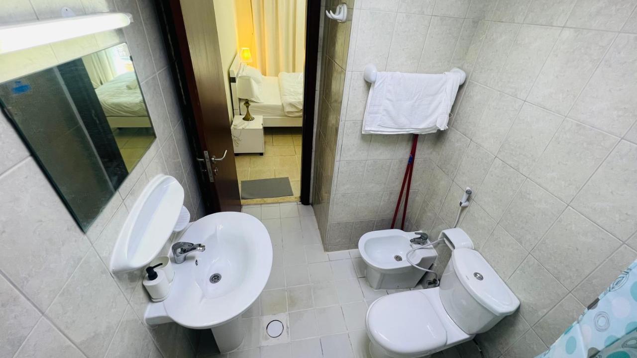 Newly Furnished Cozy One Bed Room Apartment 2 Bathroom City View Дубай Экстерьер фото