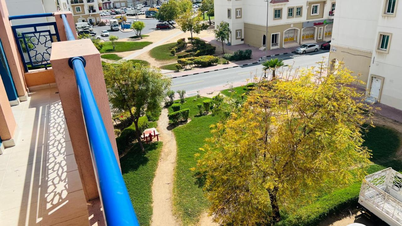 Newly Furnished Cozy One Bed Room Apartment 2 Bathroom City View Дубай Экстерьер фото