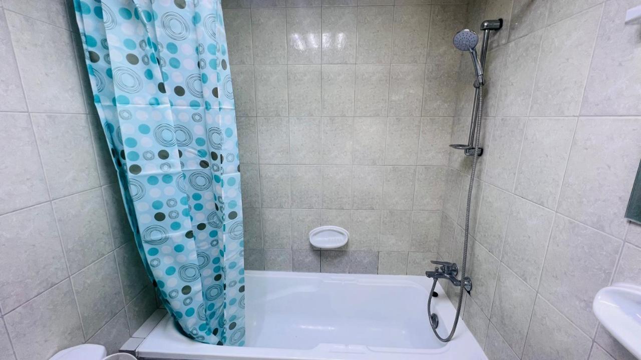 Newly Furnished Cozy One Bed Room Apartment 2 Bathroom City View Дубай Экстерьер фото